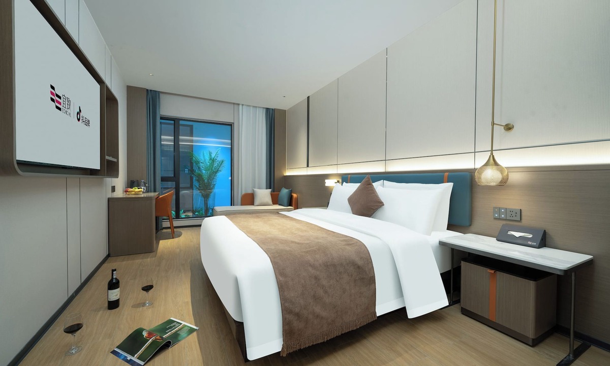 Shangfangcun Hotel | Yizhi Hotel Shamian Pearl River Night Cruise-Canton Fair free shuttle bus included free Breakfast&Gym&Laundry&free coffee allday