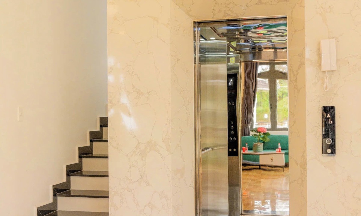 Phuong Hotel | Yori House