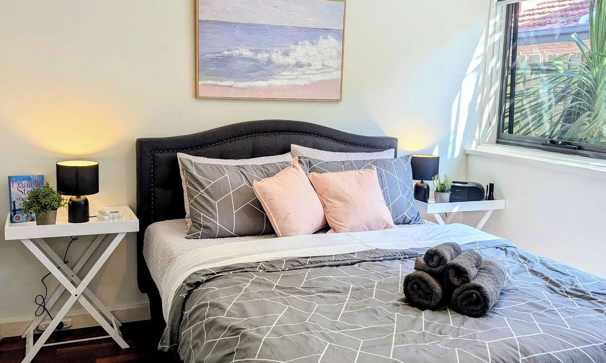 Brunswick West Apartment | Your home away from home is at a quiet place in Brunswick.