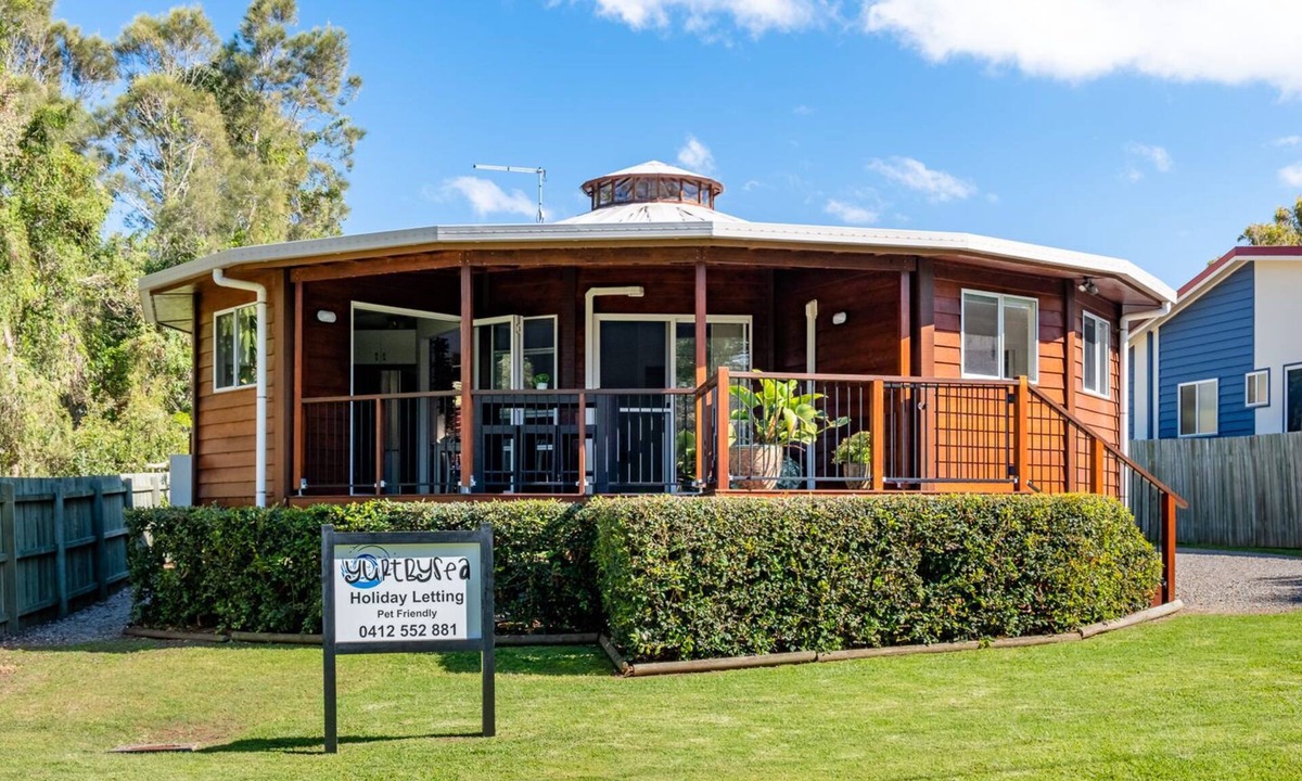 Mullaway House | Yurt By Sea accommodation Mullaway