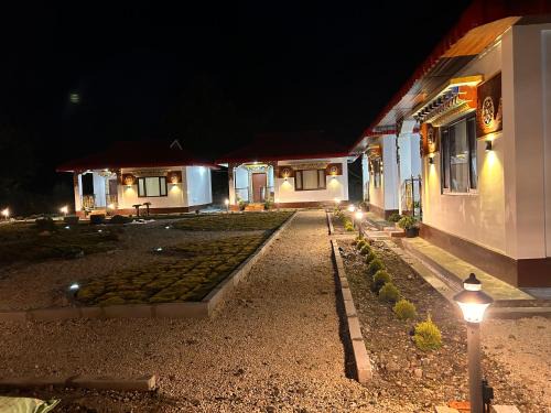 Bomdila Resort | Zen Resort Shergaon