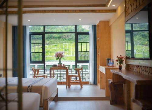 Wulingyuan House | Zhangjiajie峰邻樵舍Villa Hotel 2KM from National Forest Park,200Meters from Romentic show