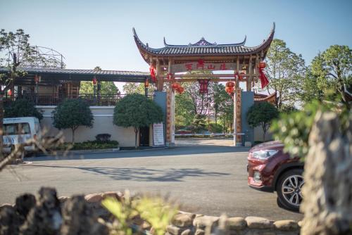 Yongding Hotel | Zhangjiajie Tianmen Manor View Hotel Hehua Airport Branch
