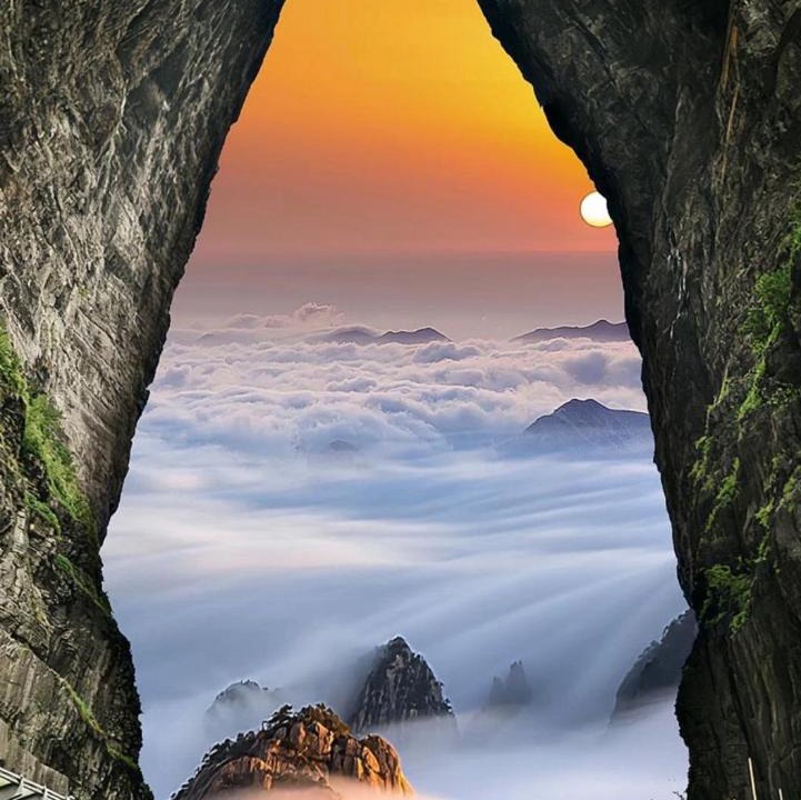 Yongding Hotel | Zhangjiajie Waterfront Huajian Inn & Tianmen shan National Forest Park & Free pick-up & Breakfast,Coffee,Tea