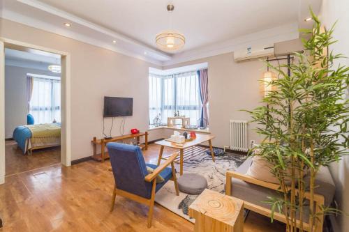 Zhongyuan District Apartment | Zhengzhou Zhongyuan·Zhongyuan Wanda· Locals Apartment 00159010