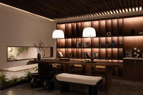 Jeifangbei Central Business District Hotel | Zhike·Xing Hotel (Jiefangbei Pedestrian Street Store)