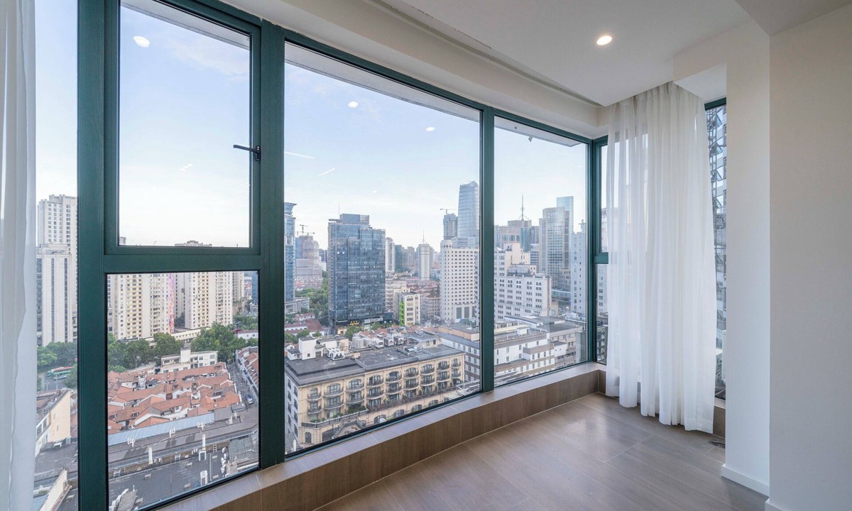 Downtown Shanghai Hotel | Zhome-Near Nanjing Road