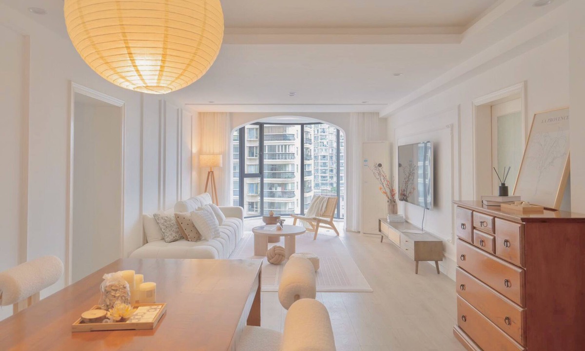 Downtown Shanghai Apartment | ZHome-Sun Wonderland Apartment-Near the Bund