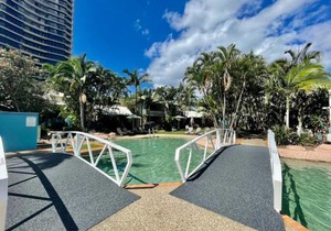 Diamond Beach 84