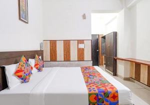 FabHotel Prashant Palace