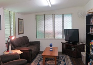 Magnautical Cottage - Pet friendly cottage with charm and character, just 150m to Geoffrey Bay