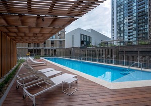 Modern 2 Bedroom Apartment in Darling Harbour