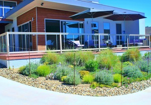 Pambula Beach Holiday Retreat - 2 Queen bedrooms, 12pm checkout