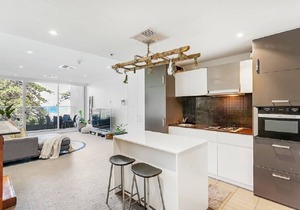 Seaside Apartment With Lap Pool, Sauna and Gym