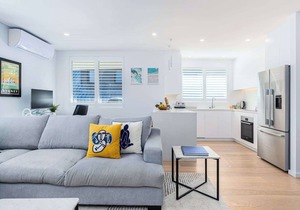 Top Floor Apartment Close To Bondi Beach