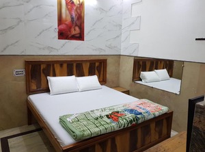 Sharda Hotel | Ghaziabad