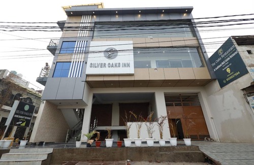 Mathura Hotel | 12 m² Hotel ∙ 2 guests