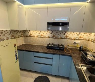 Ghaziabad Apartment | 2 BHK fully furnished guest apartment - ghaziabad