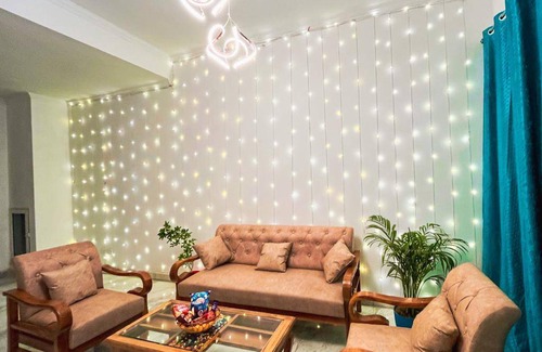 Greater Noida Villa | 2000 m² Villa ∙ 3 bedrooms ∙ 15 guests