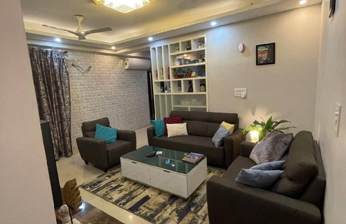 Greater Noida Apartment | 250 m² Apartment ∙ 1 bedroom ∙ 2 guests