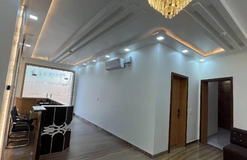 Barsana Hotel | 300 m² Hotel ∙ 6 guests