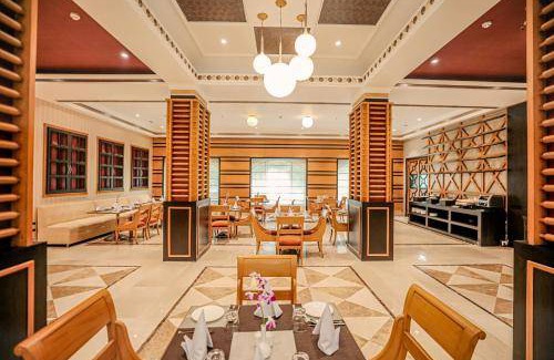 Hazratganj Hotel | 50 m² Hotel ∙ 5 guests