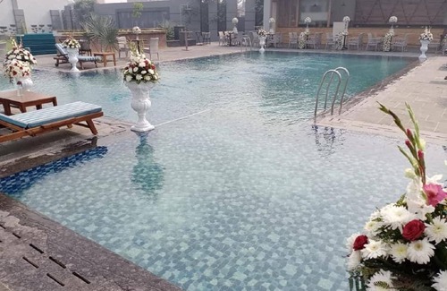 Shahjahanpur Hotel | 65 m² Hotel ∙ 3 guests