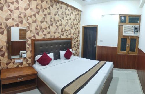 Agra Hostel | Bedweiser Backpackers Hostel