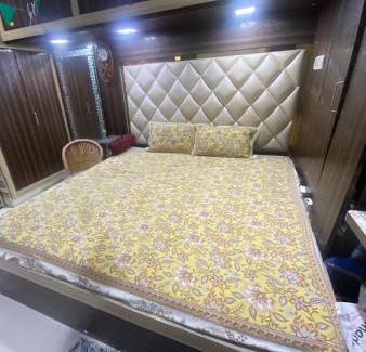 Agra Hotel | City palace