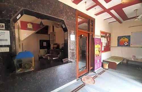 Agra Hostel | Friends Guest House & Hostel