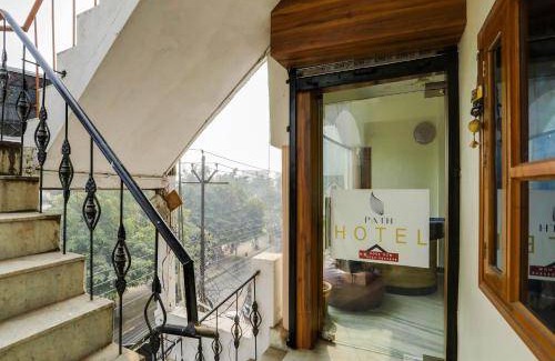 Lucknow Hotel | Hotel ∙ 3 guests