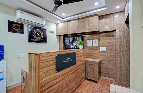 Knowledge Park III Hotel | Hotel ∙ 3 guests