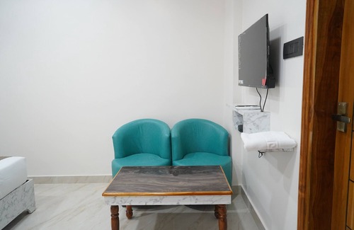 Gomti Nagar Hotel | Hotel Blossom Inn