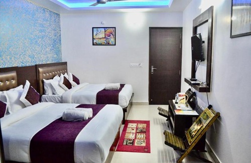Taj Ganj Hotel | Hotel BRI Elite Family Hotel 500 Mtr Tajmahal