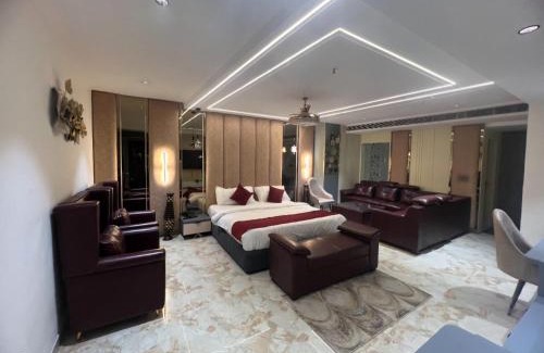 Aligarh Hotel | Hotel Chelsea Plaza