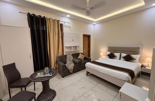Bareilly Hotel | Hotel City Star & Restro