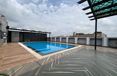 Agra Hotel | Hotel Crimson Palace