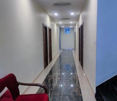 Malihabad Hotel | Hotel Manorama Lawn