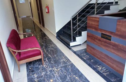 Malihabad Hotel | Hotel Manorama Lawn