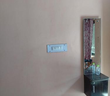 Indira Nagar Hotel | Hotel Swastik