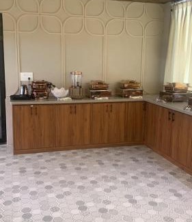 Mathura Hotel | Hotel Tanishka Inn