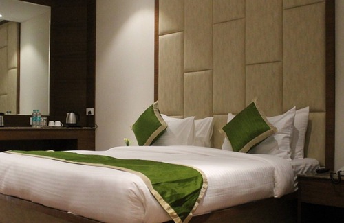 Kiraoli Hotel | Hotel Vedic Inn