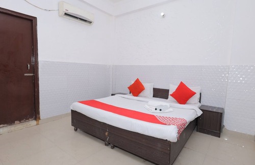 Agra Bed & Breakfast | Hotel ZoVo Agra