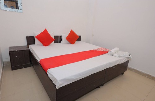 Agra Bed & Breakfast | Hotel ZoVo Agra