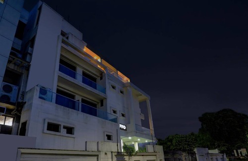 Gomti Nagar House | Motel ∙ 3 guests