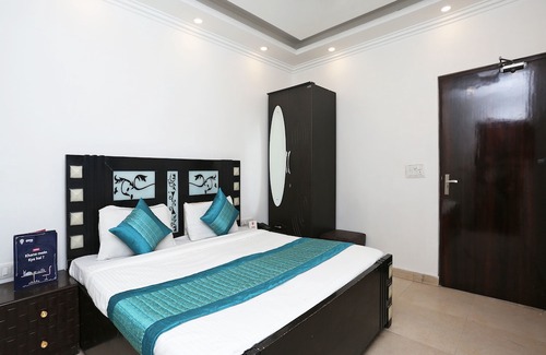Vasundhara Hotel | OYO 12779 5 Seas Hotel and Banquet