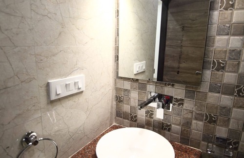 Mathura Hotel | Regal Hotel and Restaurant