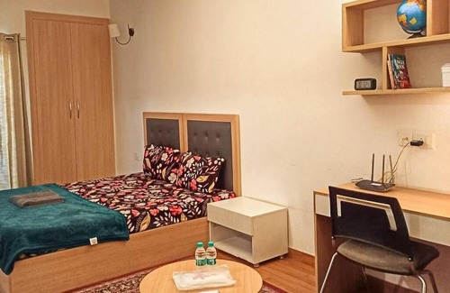 Noida Apartment | Taj Studios - **Fully Furnished Studio Apartment**Free Breakfast