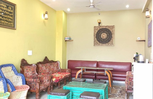 Taj Ganj House | The Family Affairs