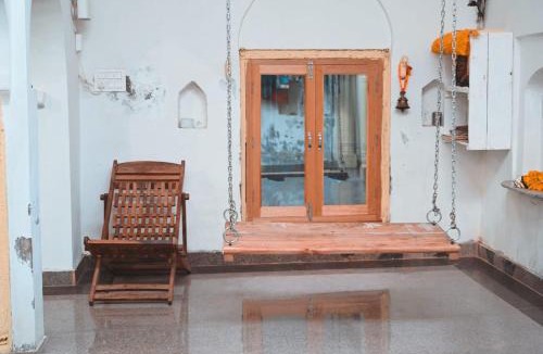 Sadabad House | दाऊजी ब्रज धाम आस्था और शांति